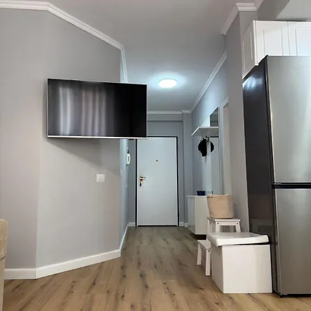 Livia Apartment *